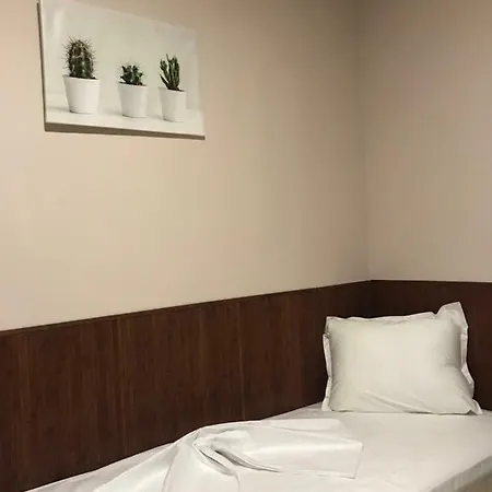 Azaliya Pensiune *